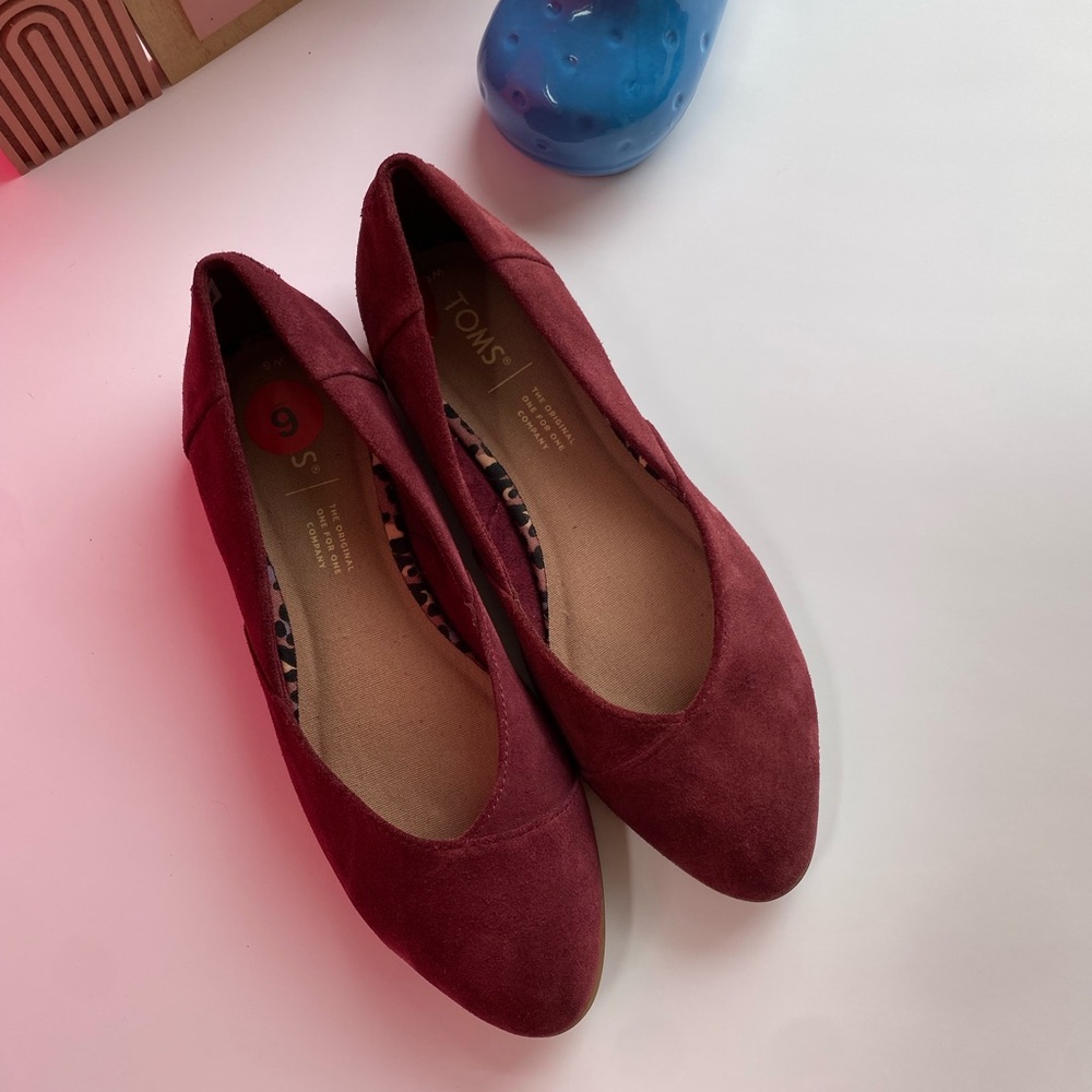 TOMS women’s Jutti Neat flats in suede Burgundy 6 - Picture 3 of 14
